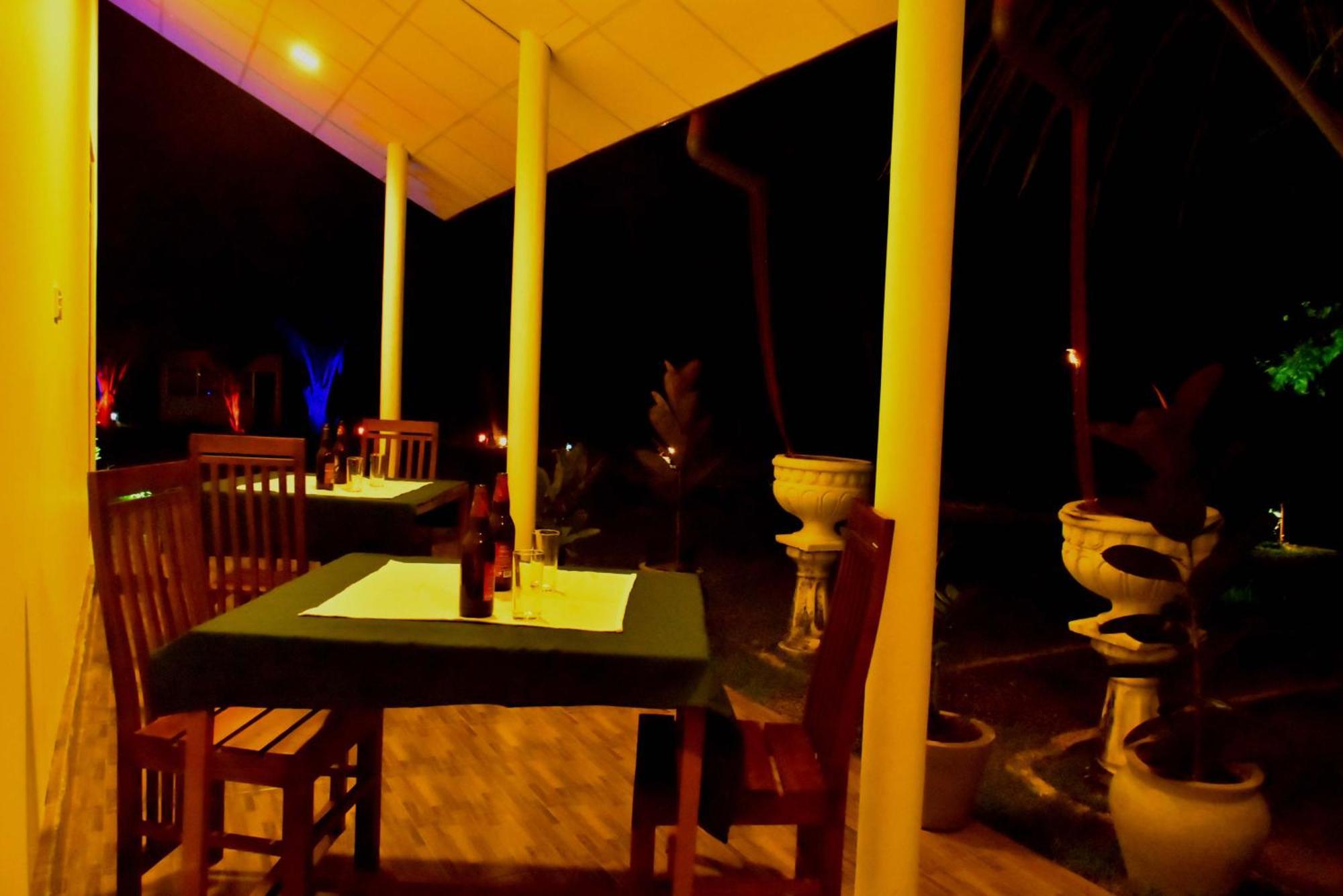 Lake Forest Lodge Udawalawe Luaran gambar